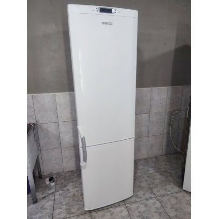 Холодильник Beko CDK38300