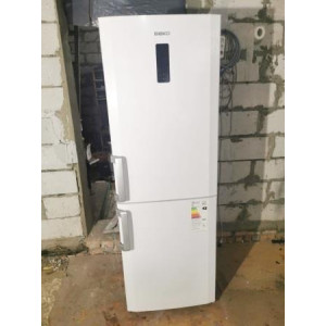 Холодильник BEKO CN-328220