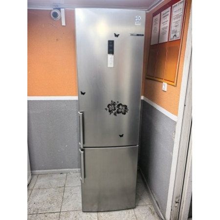 Холодильник Bosch KGE39XL20R/01
