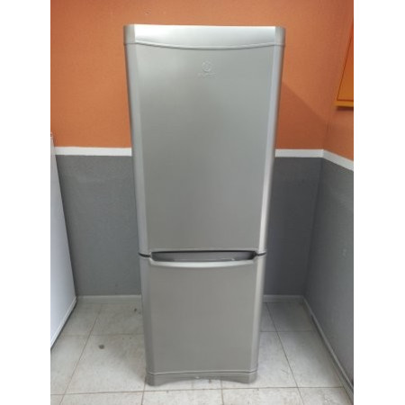 Холодильник Indesit B16NFS.025, б/у