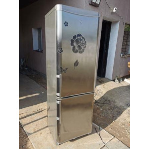 Холодильник Indesit B18FNFNXH
