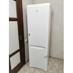 Холодильник Indesit B18GF.026. Photo 2