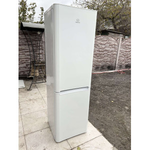 Холодильник Indesit BIA20. Photo 2