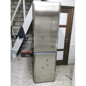 Холодильник Indesit BIA20X. Photo 3