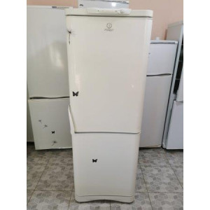Холодильник Indesit C132G.016