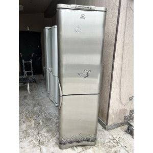 Холодильник Indesit C240G.021. Photo 2