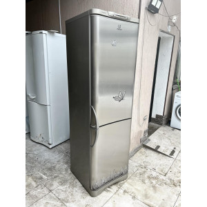 Холодильник Indesit C240G.021. Photo 3