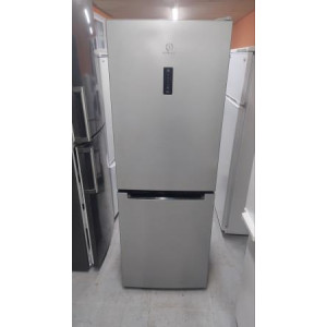 Холодильник Indesit DF5160S