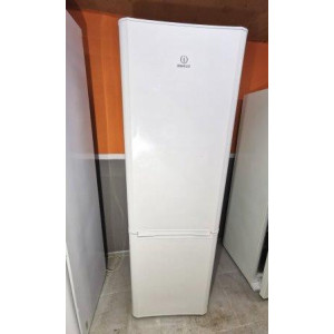 Холодильник Indesit NBA20NX
