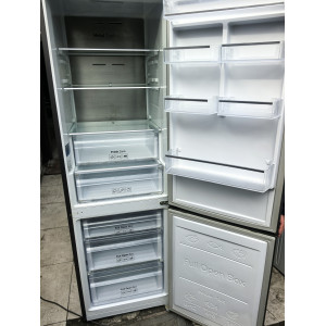Холодильник Samsung RB34N5061SA. Photo 3