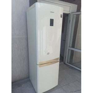 Холодильник Samsung RL52TEBVB. Photo 3