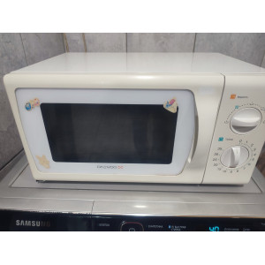 Микроволновая печь Daewoo KOR-4115A. Photo 3