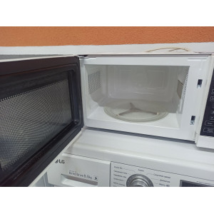 Микроволновая печь Hansa HMO2071W. Photo 3