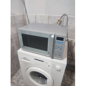 Микроволновая печь LG MS-2348DRS. Photo 2