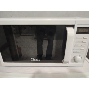 Микроволновая печь Midea AM820CUK-W. Photo 3