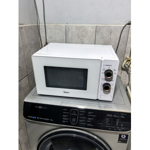 Микроволновая печь Midea MM720S220-W. Photo 2