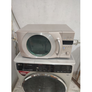 Микроволновая печь Samsung M187MNR. Photo 2