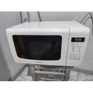 Микроволновая печь Samsung ME733KR. Photo 3