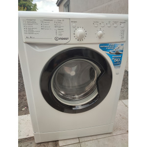 Стиральная машина Indesit IWUB4105. Photo 3