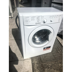 Стиральная машина Indesit IWUB41051. Photo 2