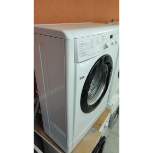 Стиральная машина Indesit IWUD4085. Photo 3