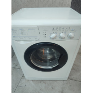 Стиральная машина Indesit WIL102. Photo 3