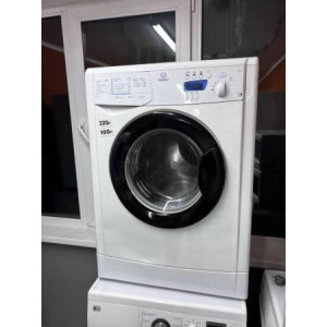 Стиральная машина Indesit WISE8