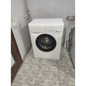 Стиральная машина Indesit WS84TX