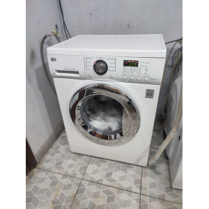 Стиральная машина LG F1020NDR. Photo 2