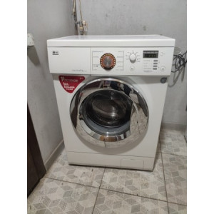 Стиральная машина LG F1023NDR