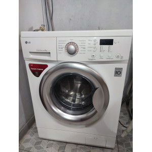 Стиральная машина LG F1058ND. Photo 3