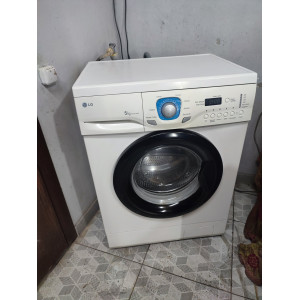 Стиральная машина LG WD-80150NU. Photo 2