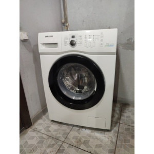 Стиральная машина Samsung WF6MF1R0W0W