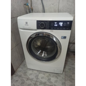 Стиральная машина Electrolux EW6S2R27C